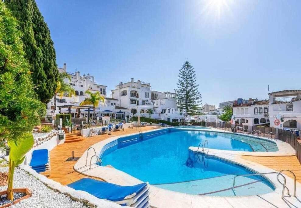 797 Hr - Pueblo Evita- Andalusian Apartment With Terrace. Бенальмадена Екстер'єр фото